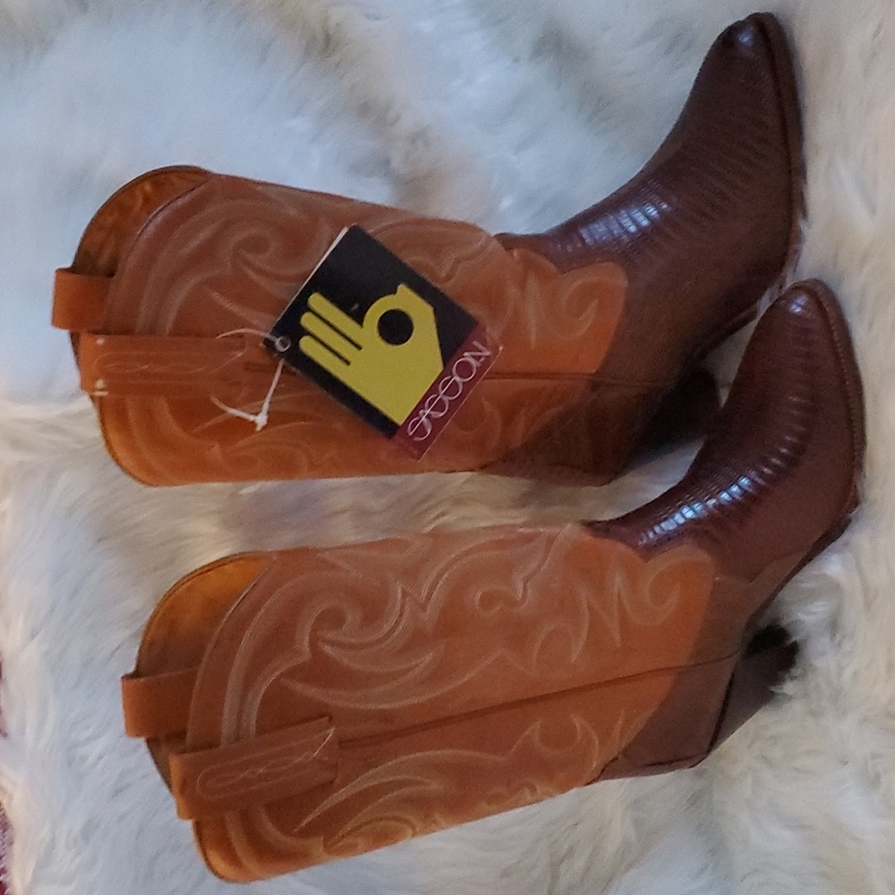 Vintage New Old Stock Sasson Leather Cowboy Boots w/tags.
